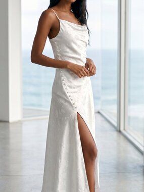 NWT LULU'S All About You white satin jacquard floral dress L